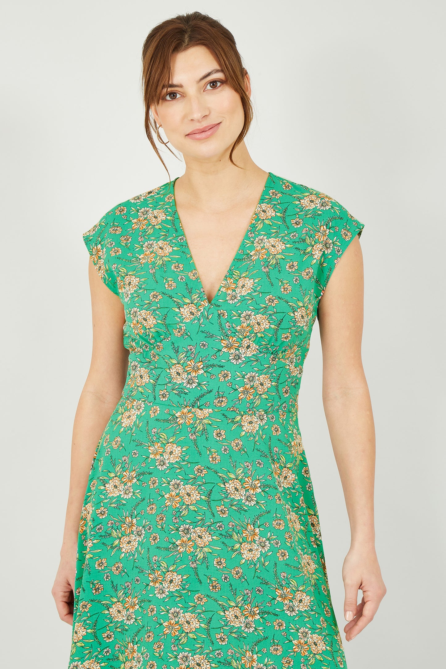 Yumi Green Floral Midi Dress Yumi