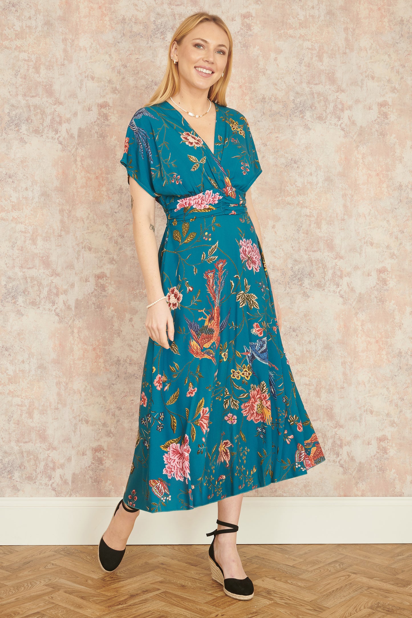 Yumi Teal Bird and Floral Print Ruched Waist Kimono Midi Dress DRES Day Yumi