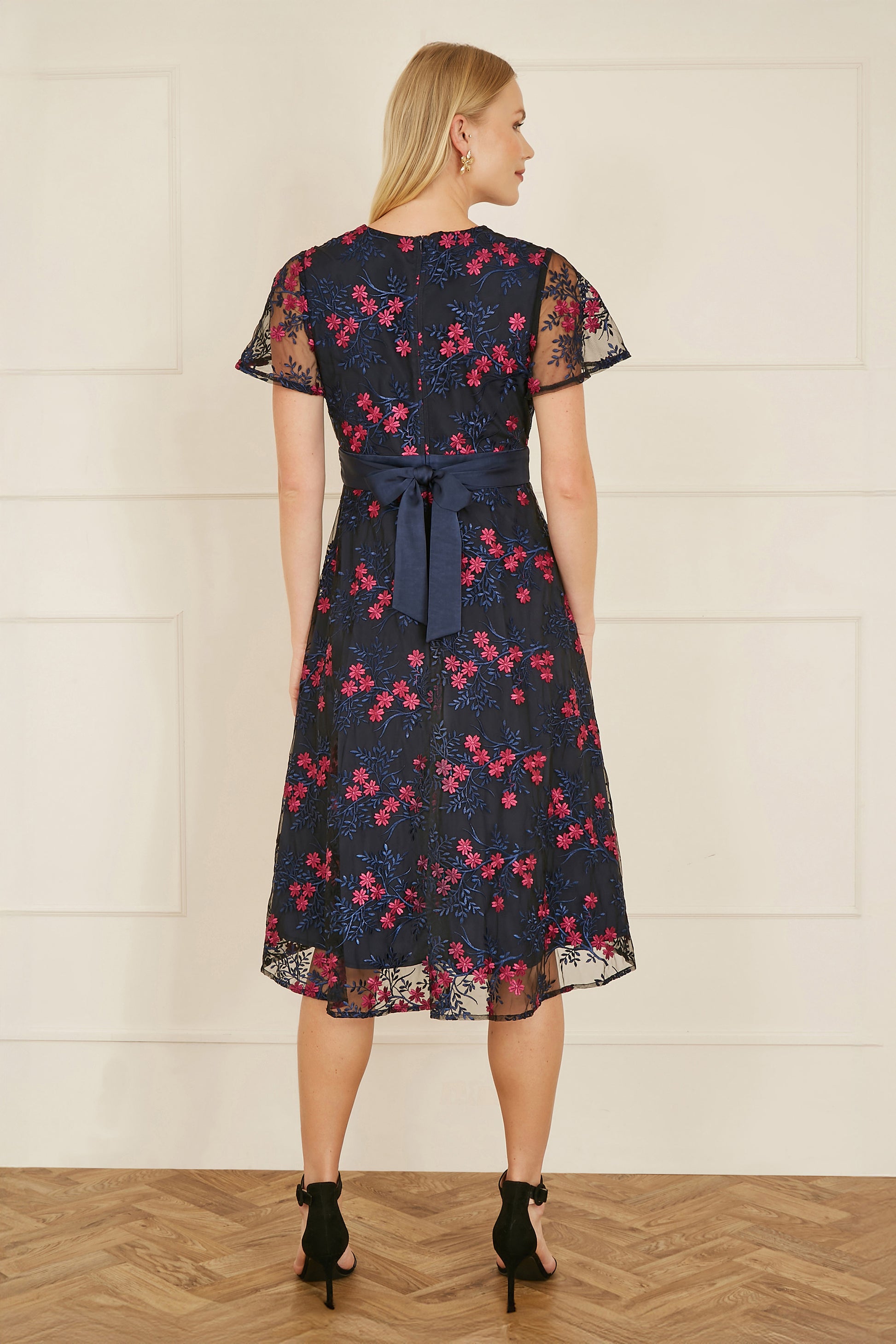 Yumi Navy Embroidered Floral Mesh Wrap Midi Skater Dress Occasionwear Yumi