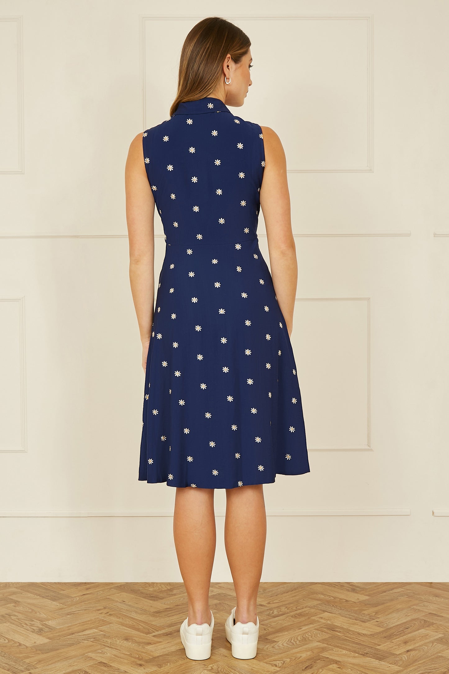 Yumi Navy Daisy Print Sleeveless Shirt Dress DRES Day Yumi