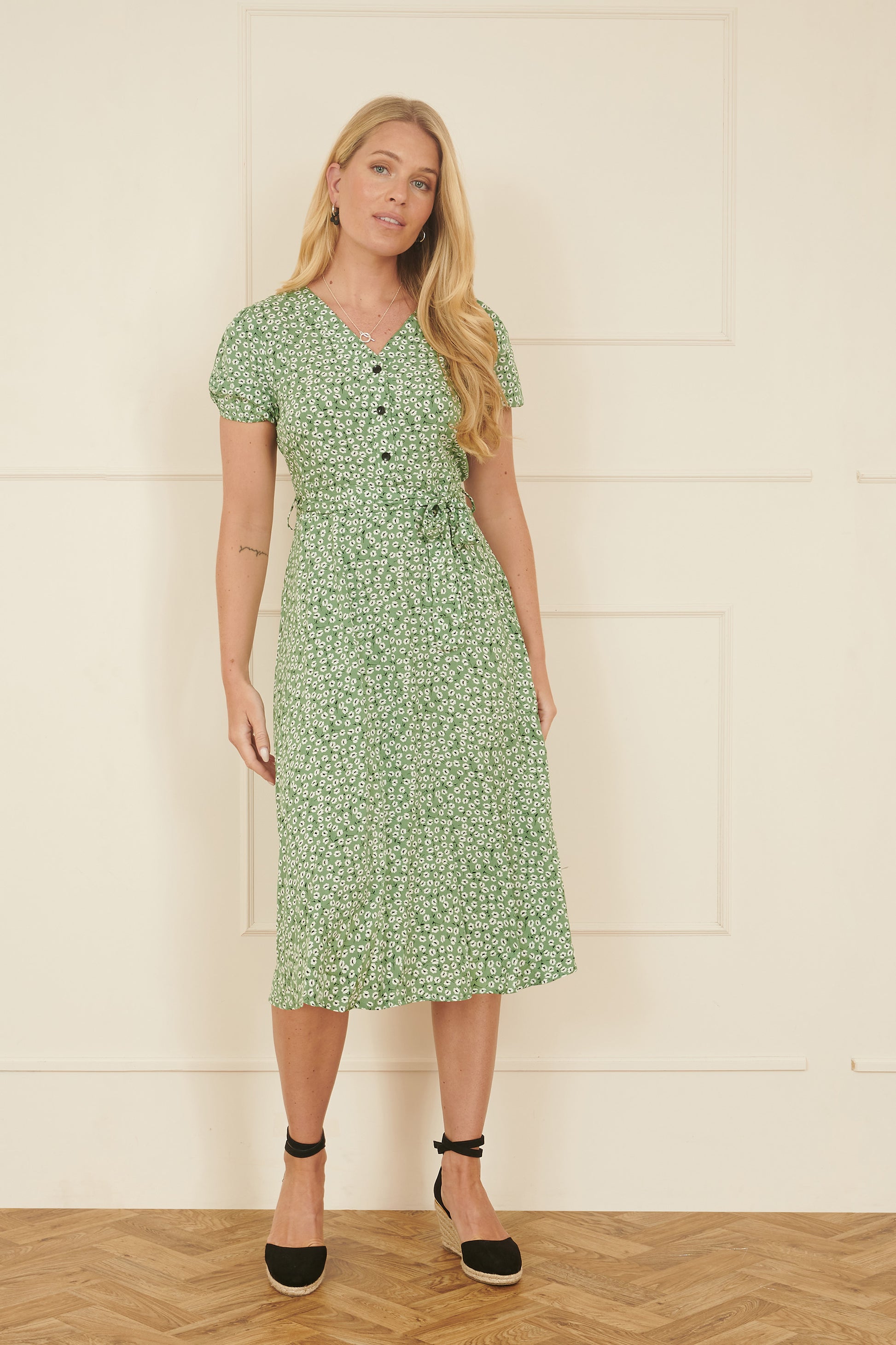 Yumi Green Ditsy Print Midi Tea Dress DRES Day Yumi