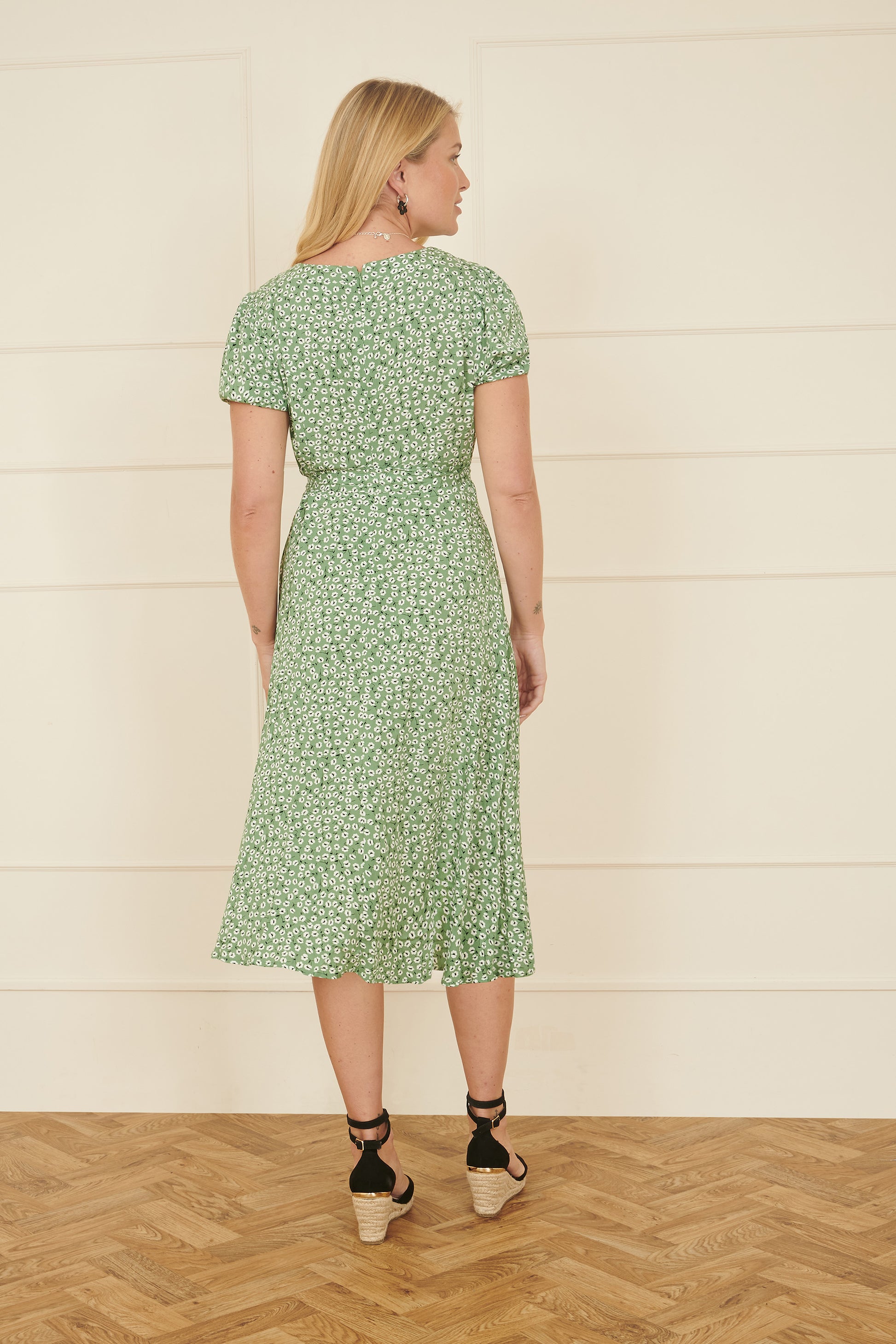 Yumi Green Ditsy Print Midi Tea Dress DRES Day Yumi