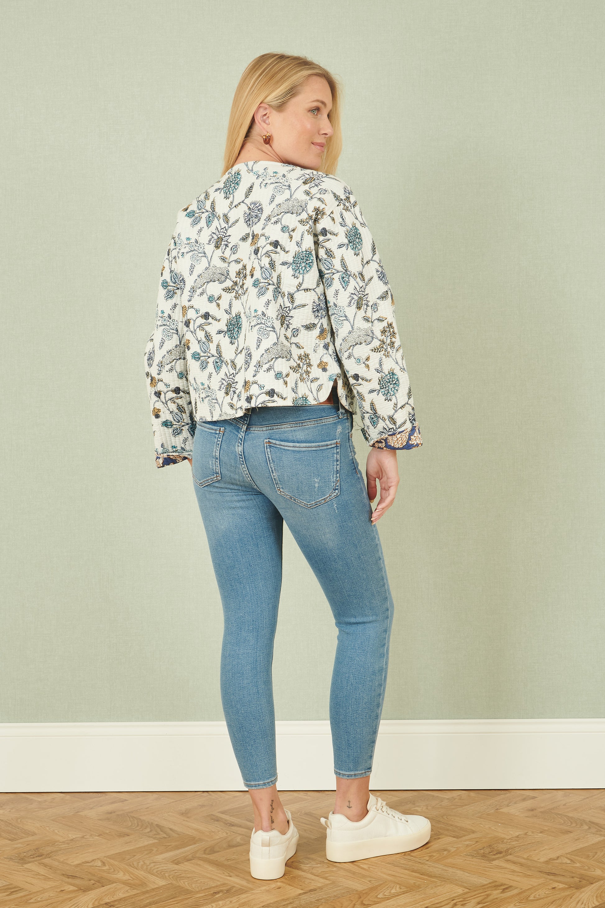 Yumi White Floral Reversible Cotton Quilted Jacket JACKET Yumi