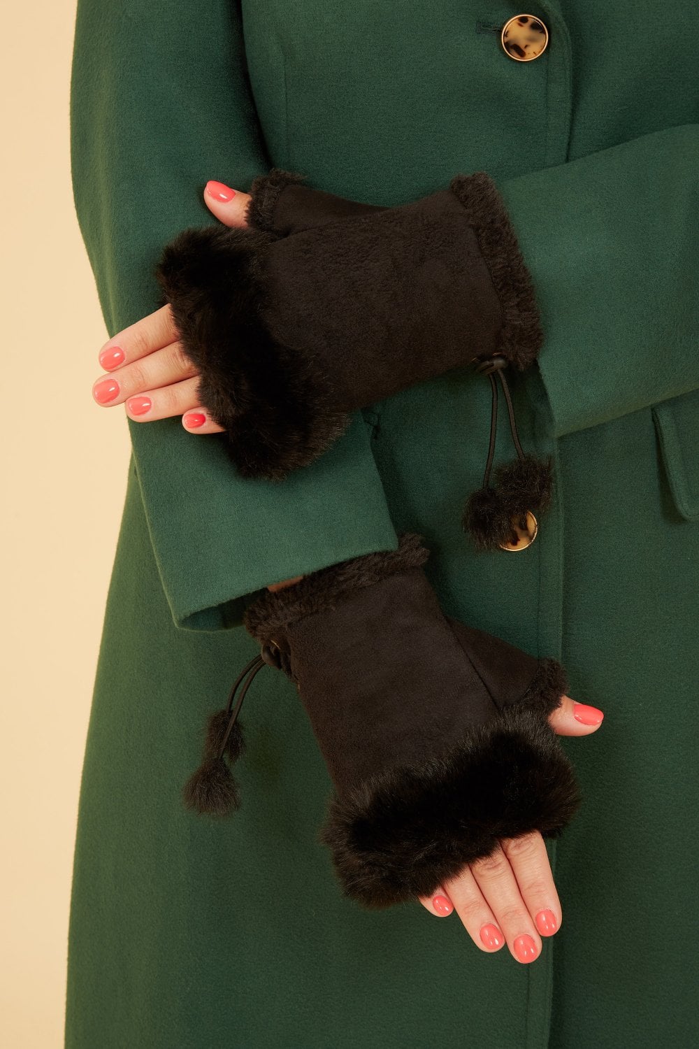 Black Fur Fingerless Suede Mittens Yumi