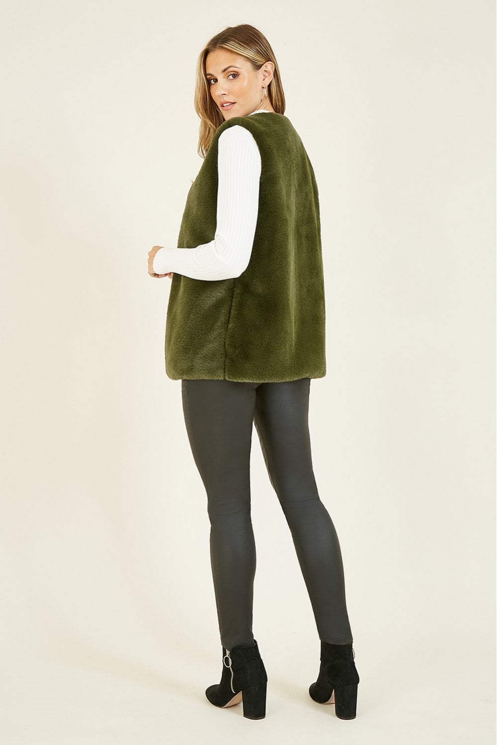 Yumi Green Faux Fur Coat Yumi