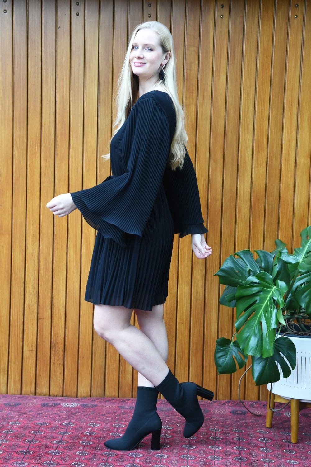 Mela Black Pleated Dress With Double Fluted Long Sleeves Yumi