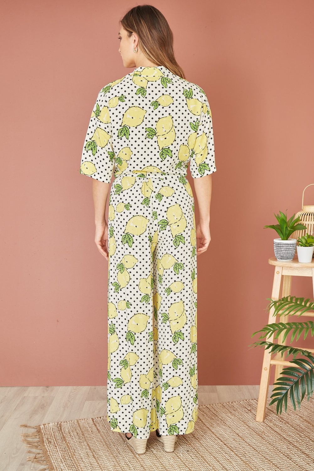 Mela White Viscose Lemon Print Tie Shirt Yumi