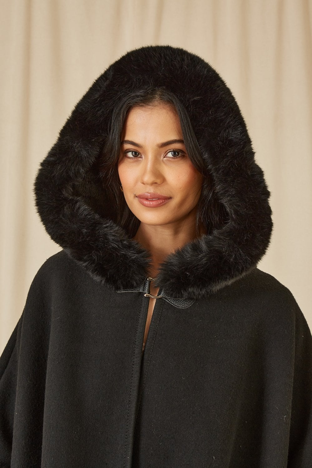 Yumi Black Cape With Luxe Fur Trim And Lining Yumi