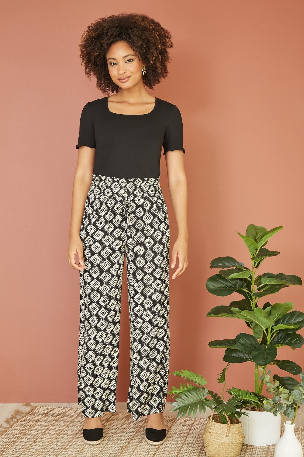 Yumi Black Geo Print Relaxed Fit Trousers Yumi