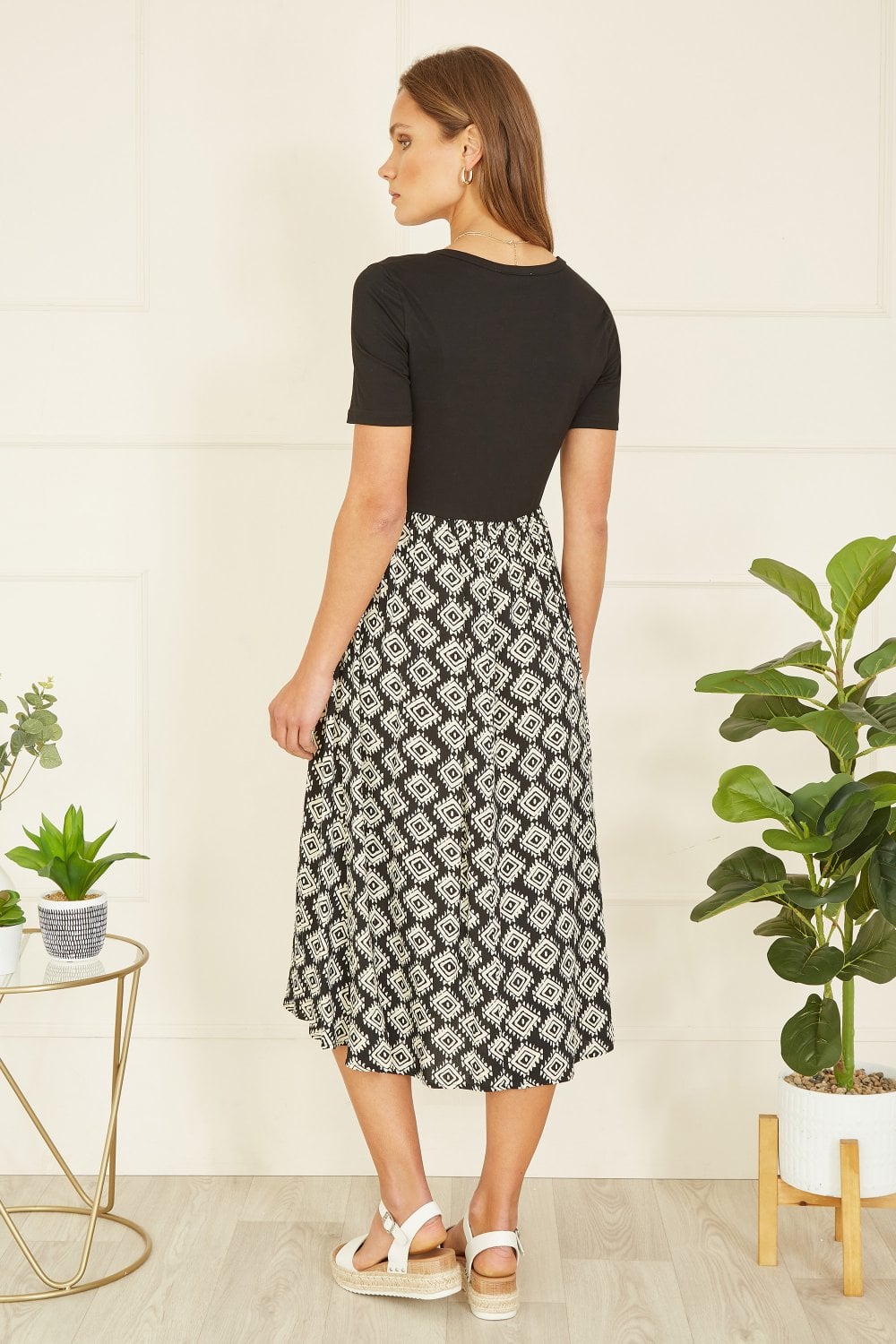 Yumi Black Jersey Stretch Top And Geo Skirt Midi Dress Yumi