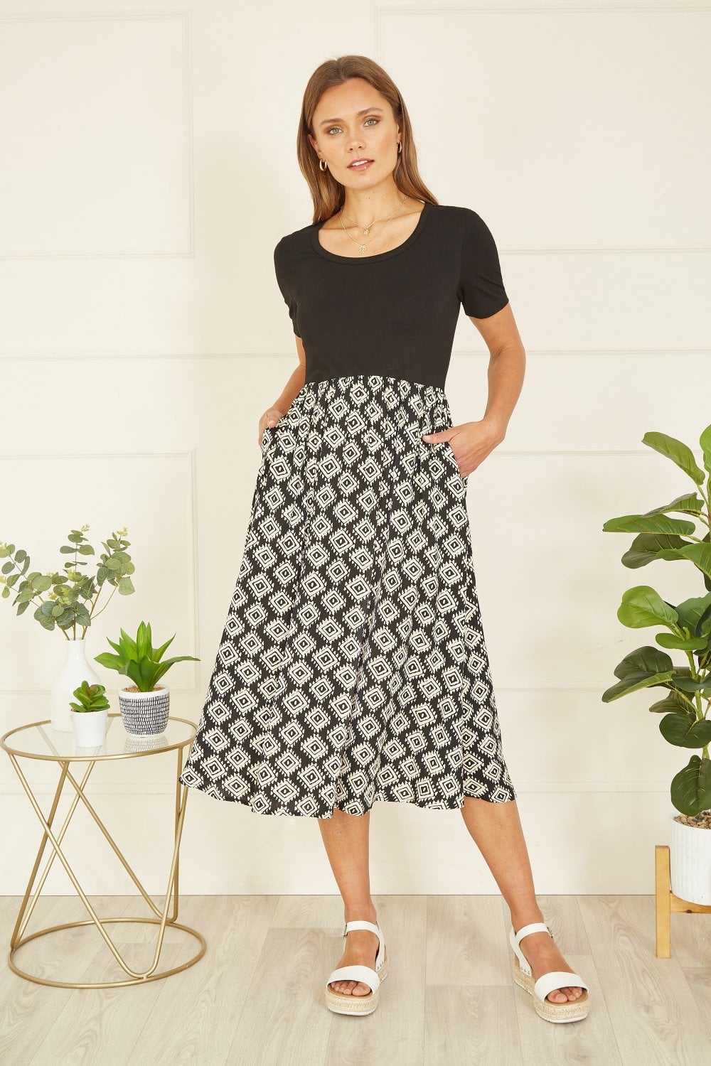 Yumi Black Jersey Stretch Top And Geo Skirt Midi Dress Yumi