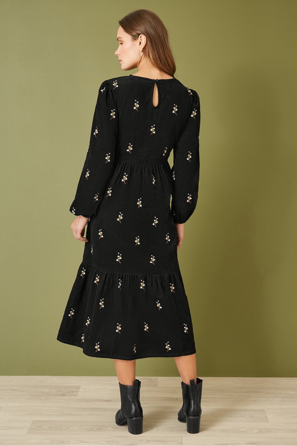 Yumi Black Long Sleeve Midi Dress With Floral Embroidery Yumi