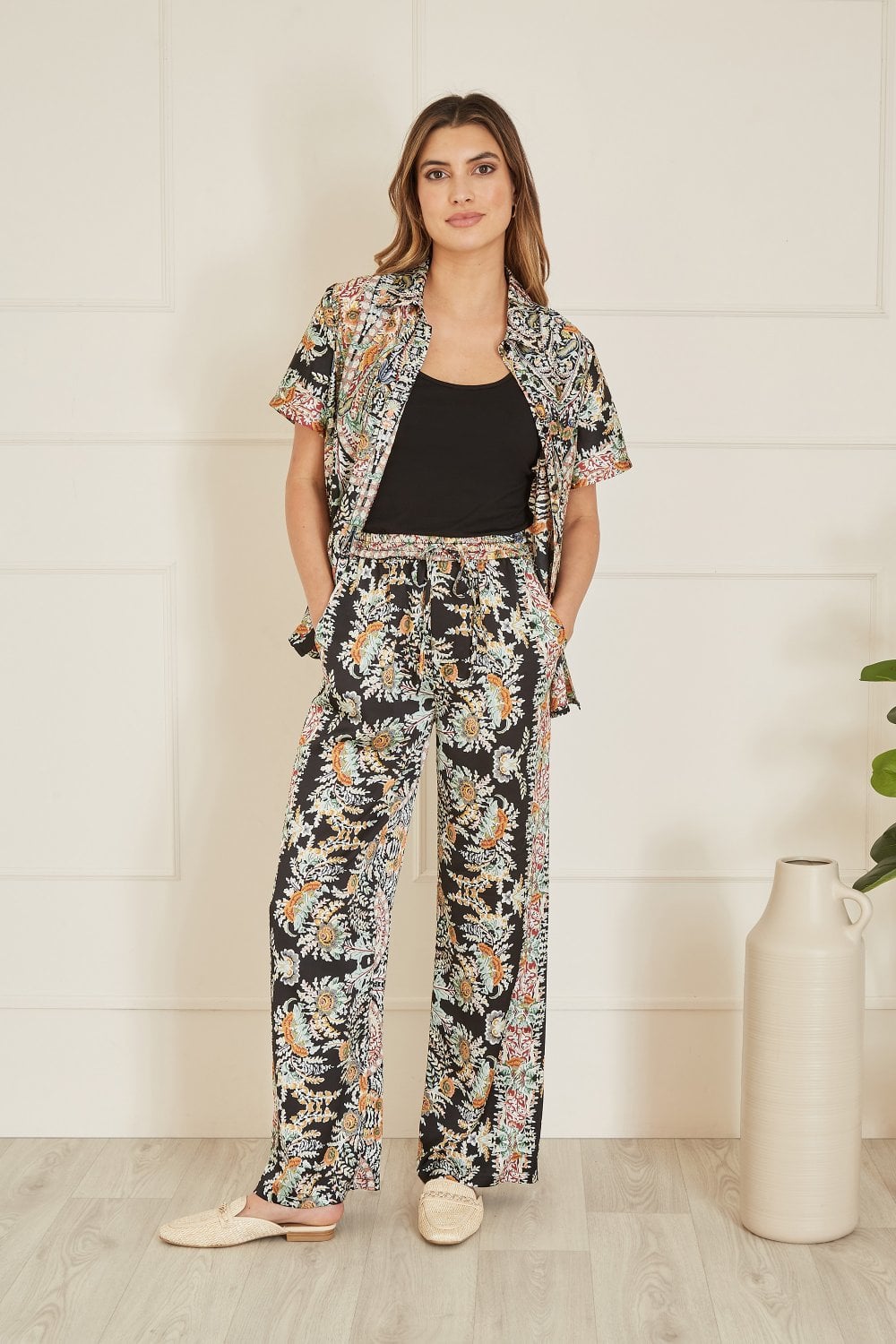 Yumi Black Paisley Print Relaxed Fit Trousers Yumi