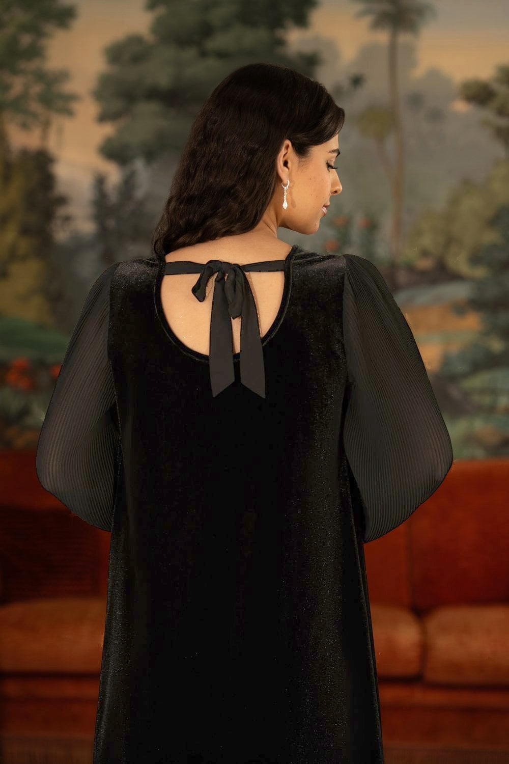 Yumi Black Velvet Tunic Dress with Pleated Balloon Sleeves And Tie Back Yumi