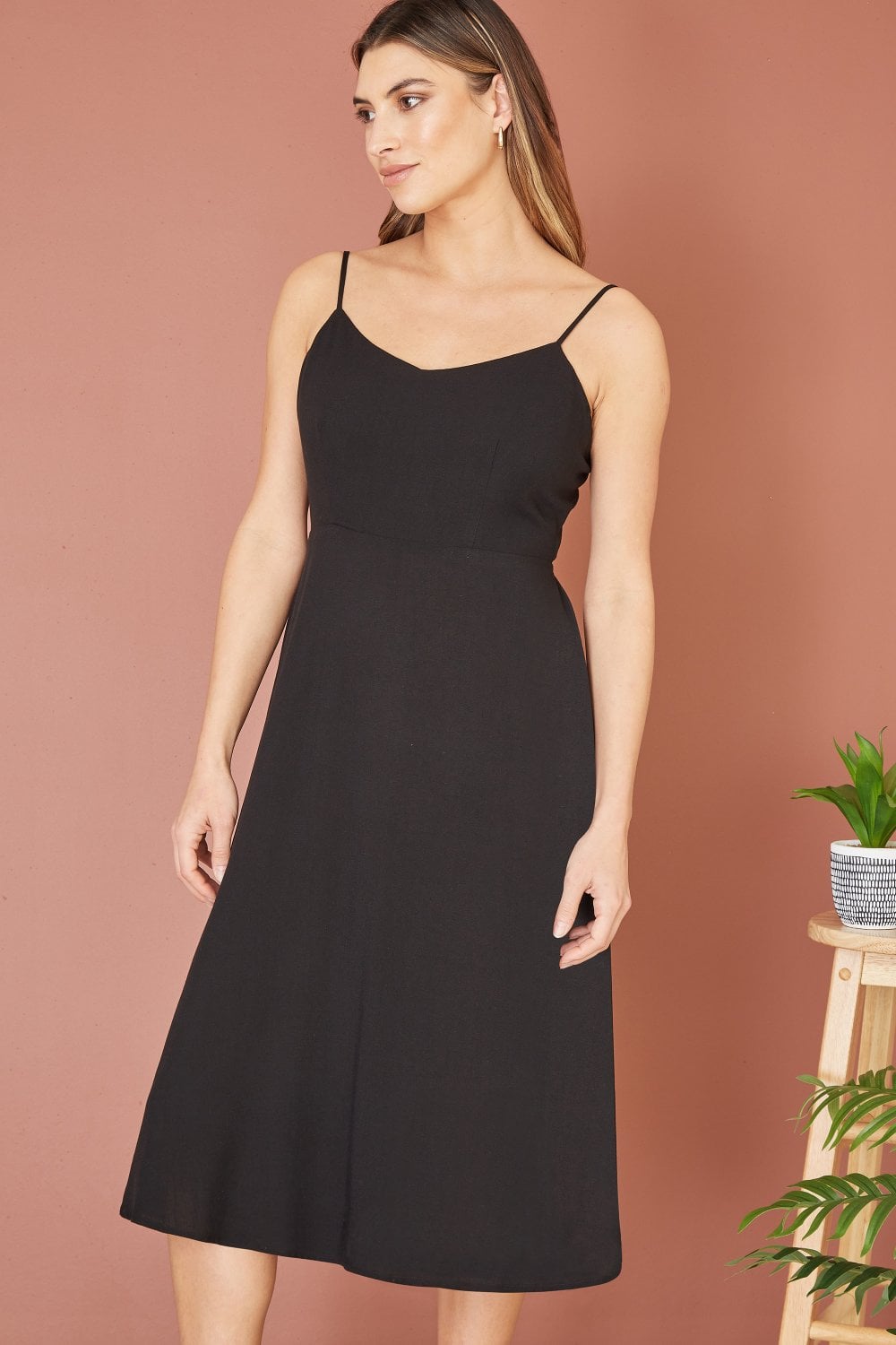 Yumi Black Viscose Tie Back Midi Sun Dress Yumi