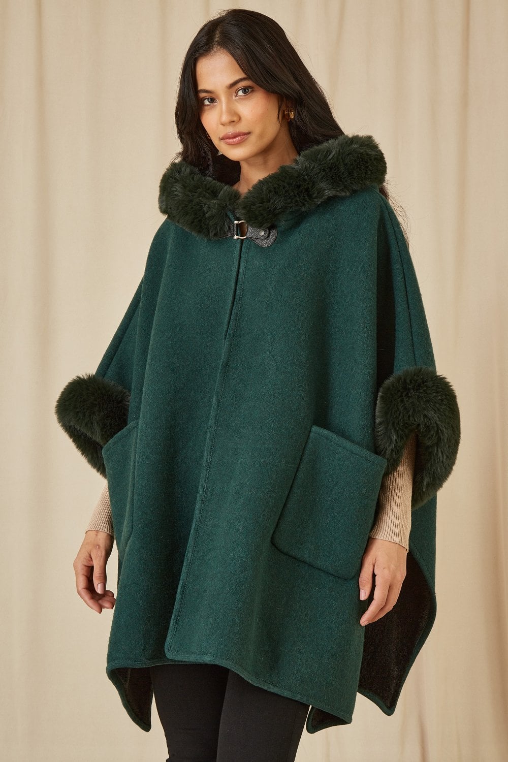 Yumi Green Cape With Luxe Fur Trim And Lining Yumi