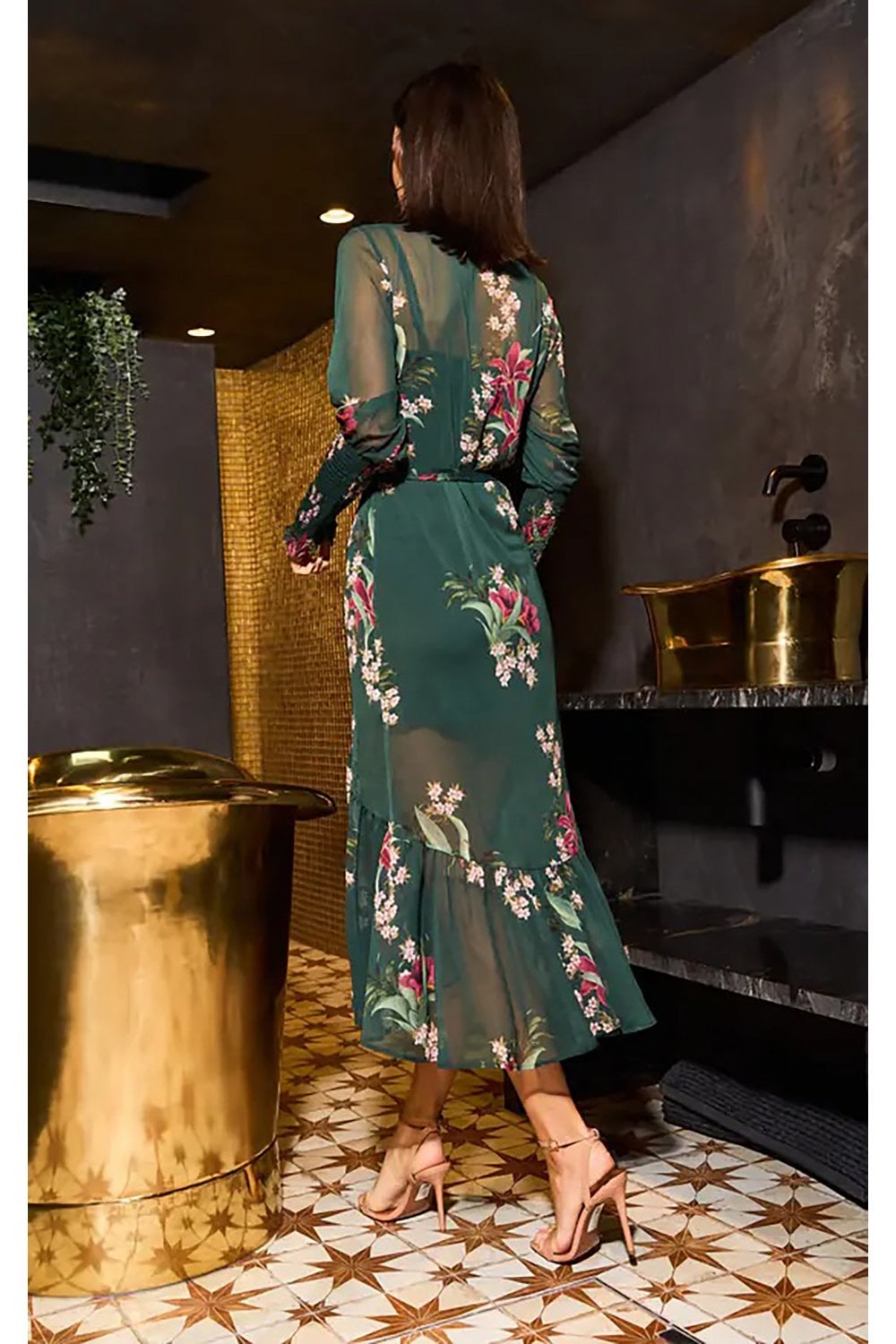 Yumi Urban Touch Green Floral Print Long Sleeve Midi Dress Yumi