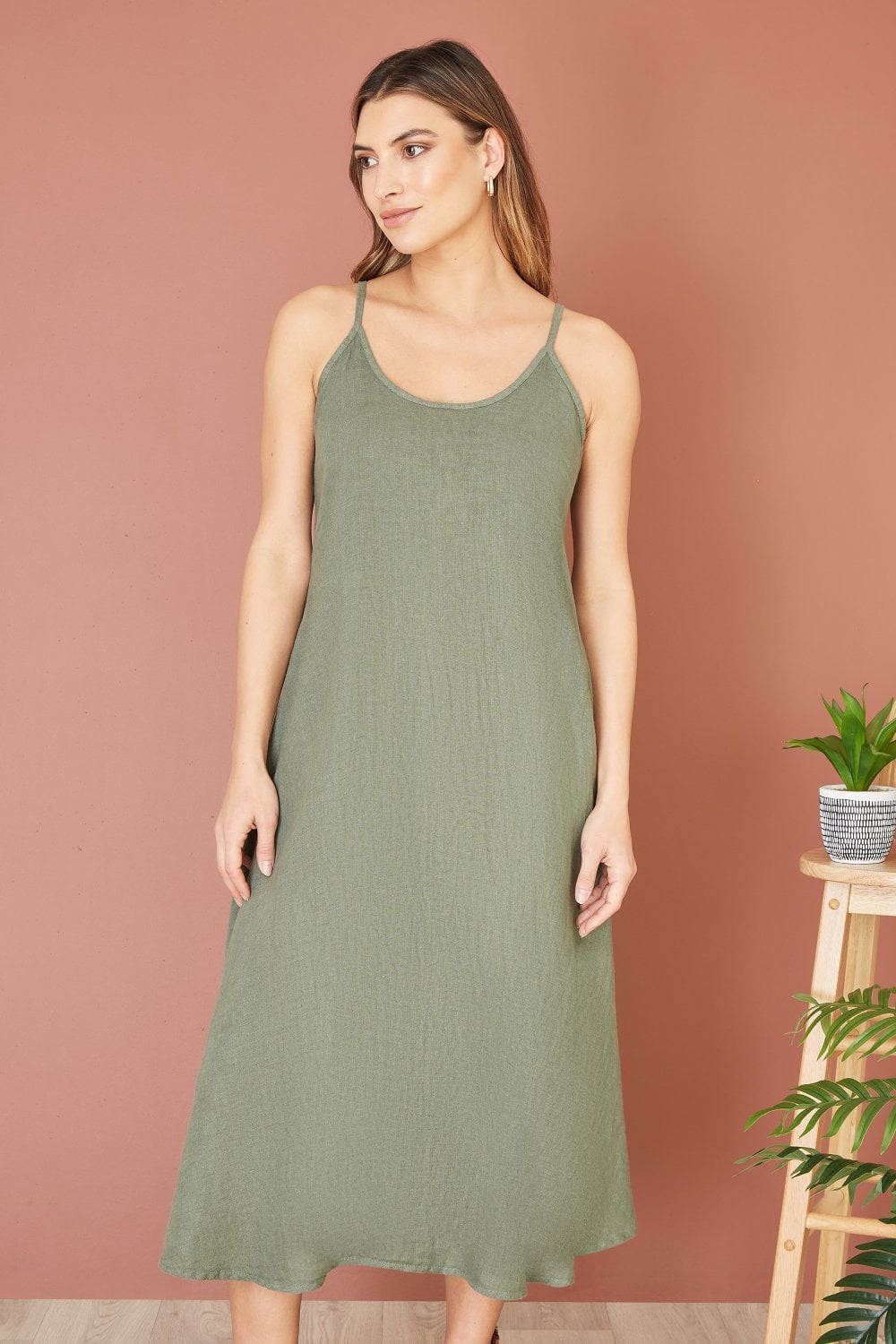 Yumi Green Italian Linen Relaxed Fit Midi Sundress Yumi