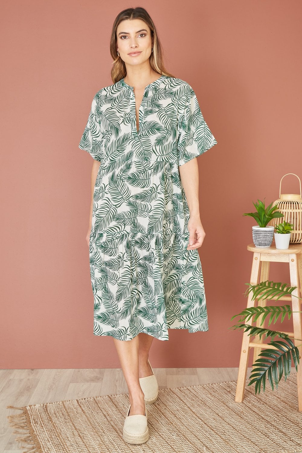 Yumi Green Organic Cotton Palm Print Tiered Tunic Dress Yumi