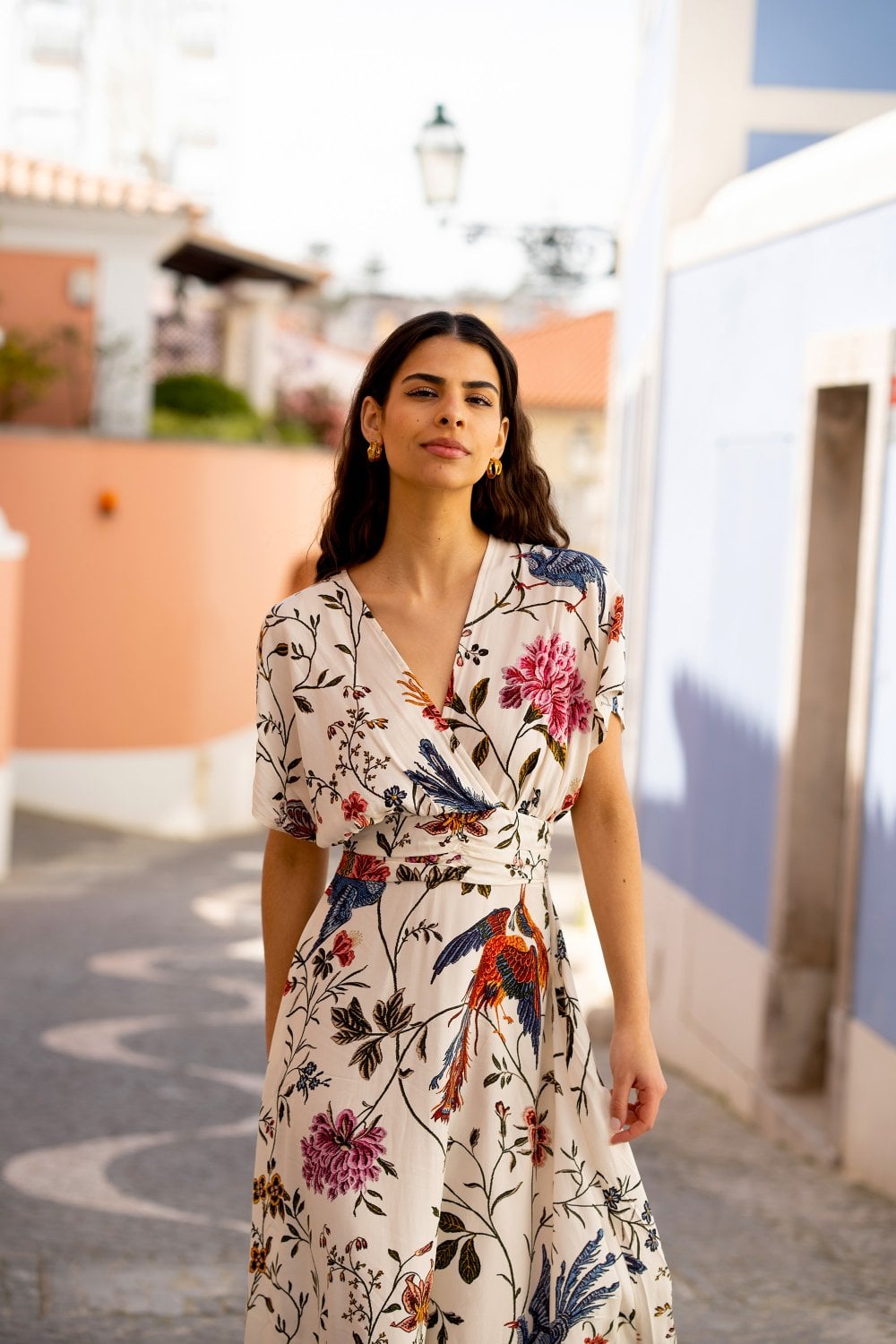 Yumi Ivory Bird and Floral Print Ruched Waist Kimono Midi Dress Yumi