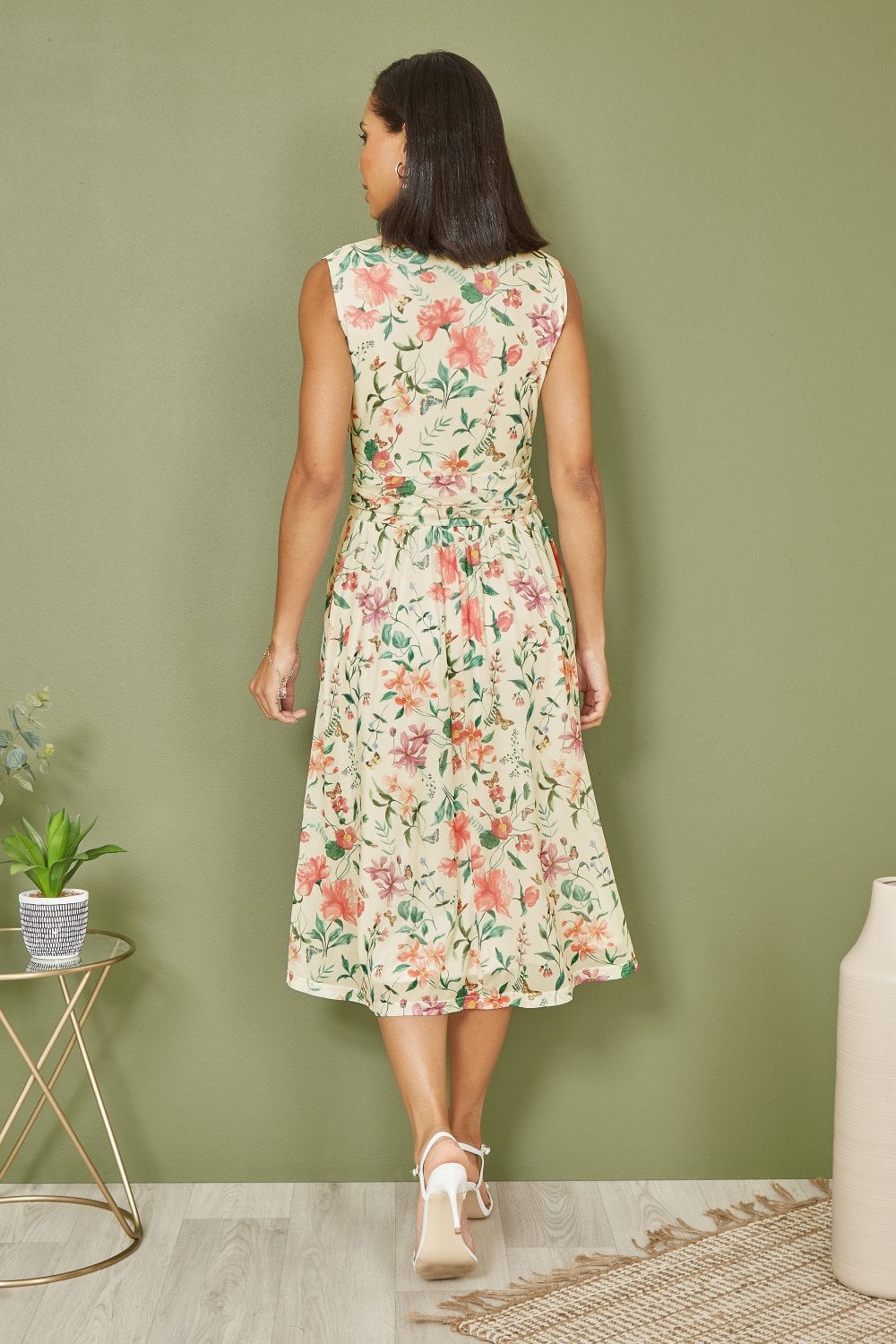 Yumi Ivory Floral Print Mesh Stretch Midi Dress With Pockets Yumi