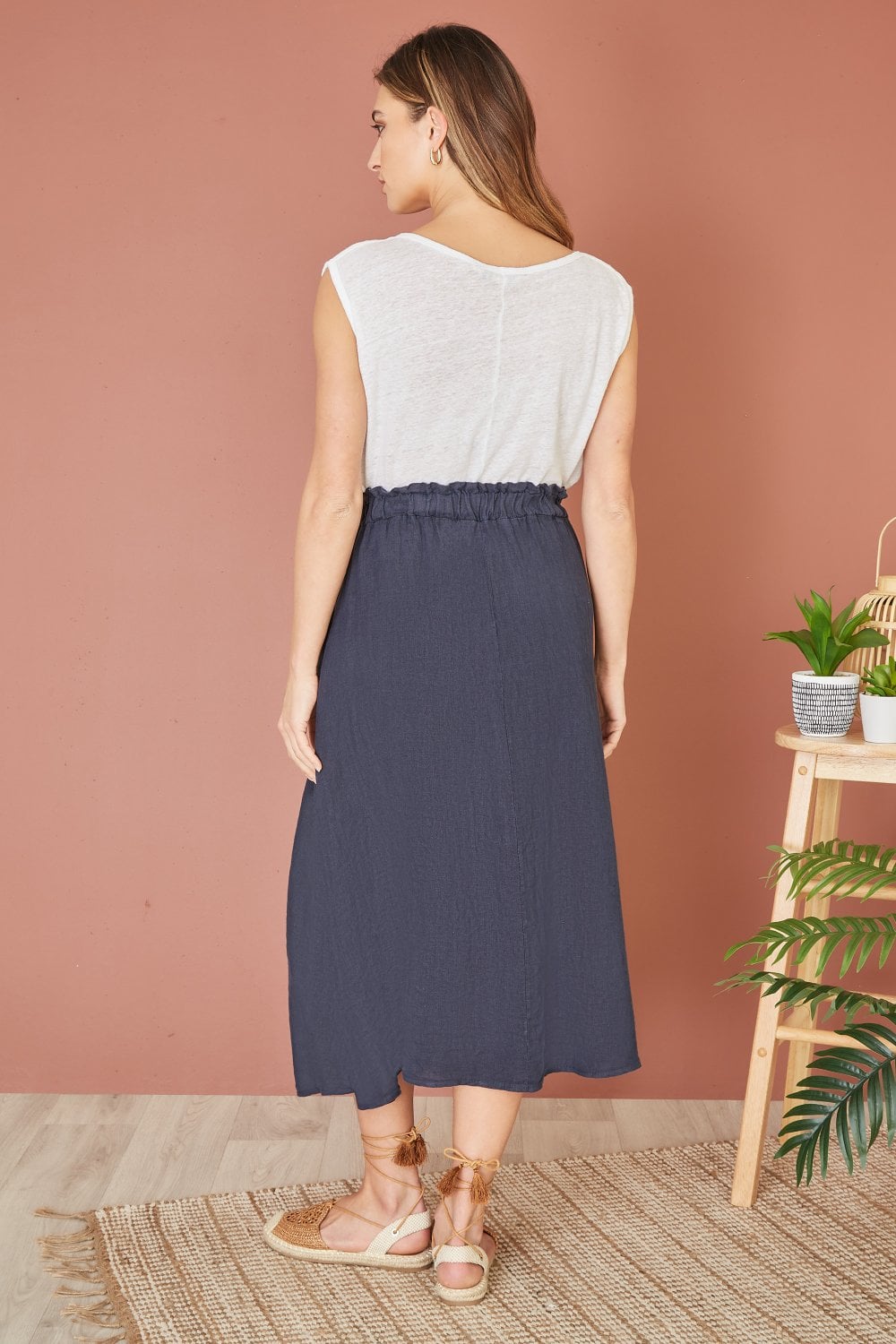 Yumi Navy Italian Linen Midi Skirt With Pockets Yumi