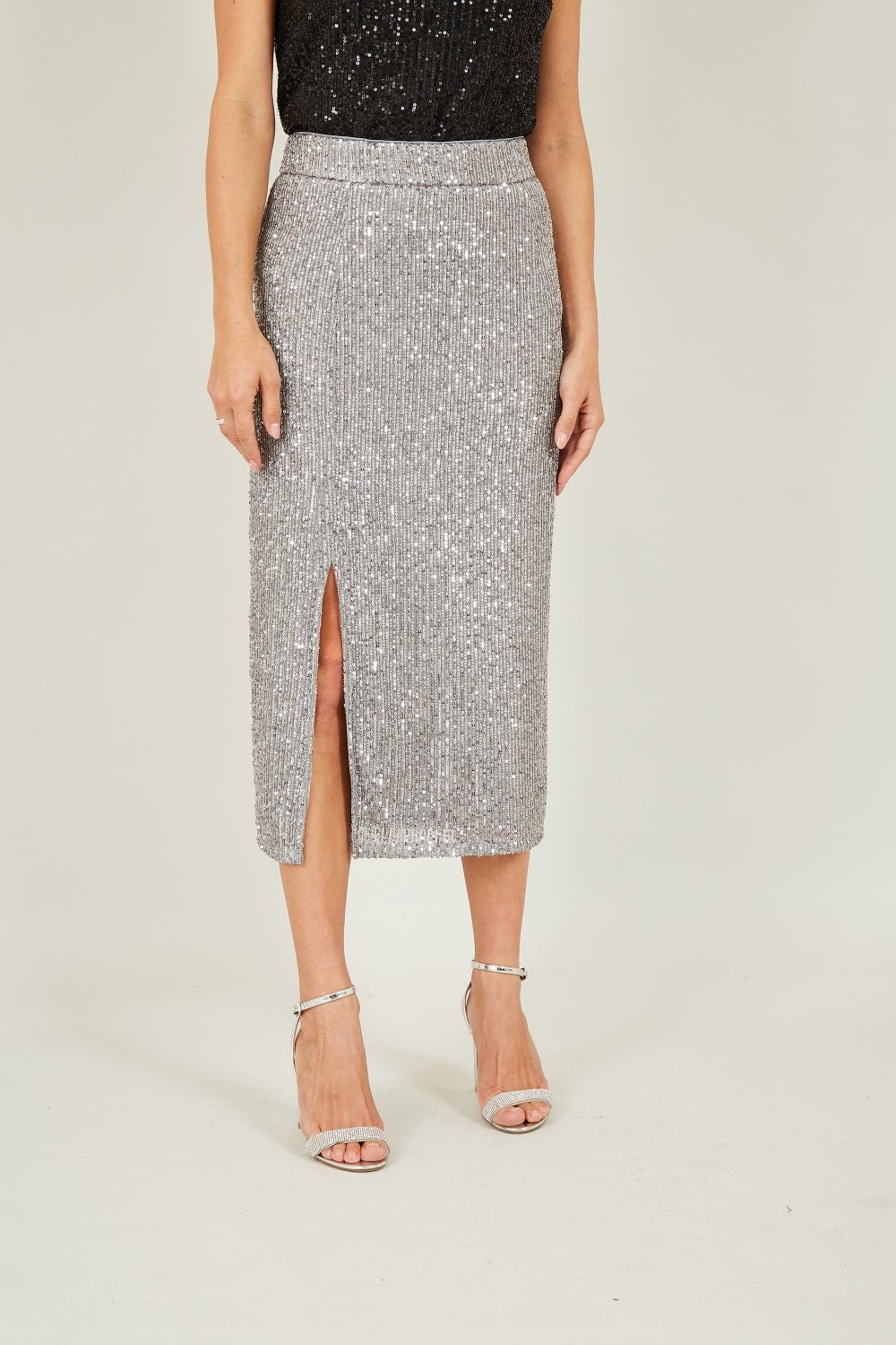 Yumi Silver Sequin Fitted Skirt With Front Slit Yumi