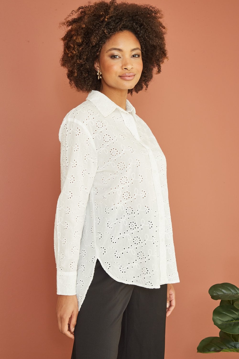 Yumi White Cotton Broderie Anglaise Relaxed Shirt Yumi