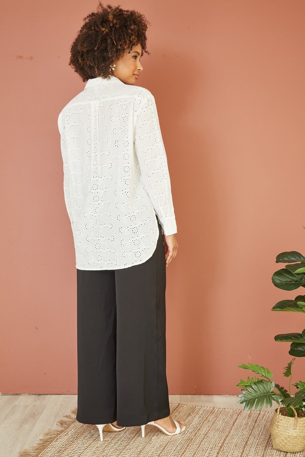 Yumi White Cotton Broderie Anglaise Relaxed Shirt Yumi